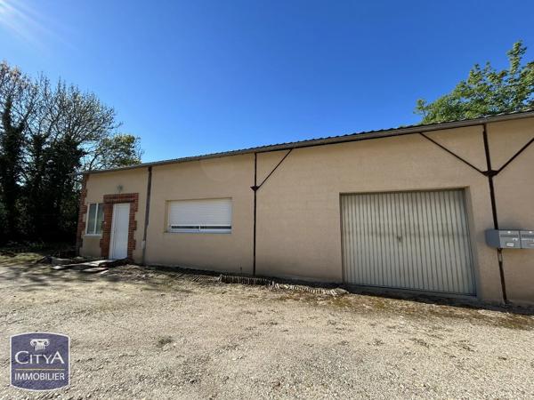 Immeuble à vendre 288m² Les Bordes (45460)