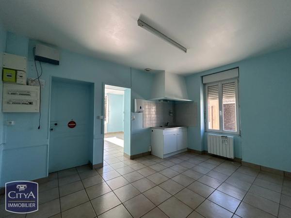 Immeuble à vendre 288m² Les Bordes (45460)
