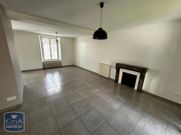 Maison à louer 4 pièces 75m² Cholet (49300)