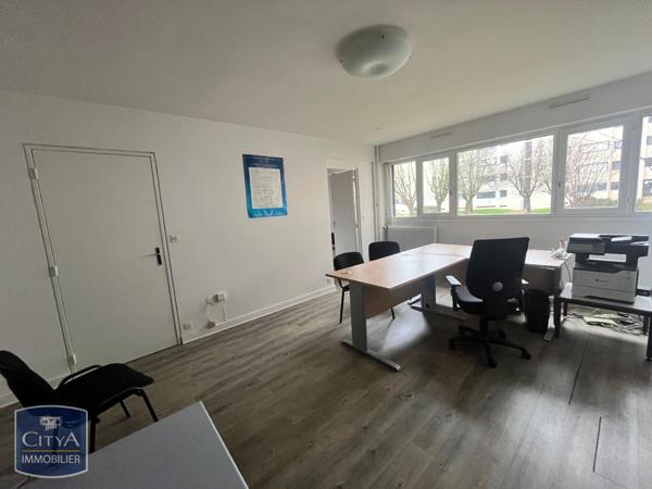 Appartement à louer 1 pièce 32.34m² Angers (49000)