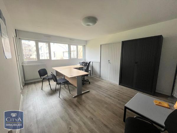 Appartement à louer 1 pièce 32.34m² Angers (49000)
