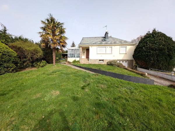 Maison sur sous-sol complet sur 880 m2 de terrain