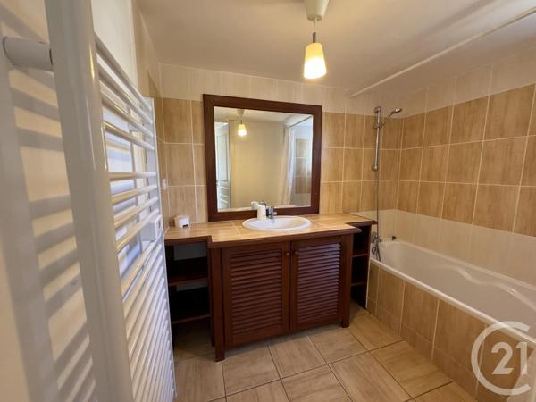 Maison à vendre  3 pièces - 58,67 m 2   COEX  - 85