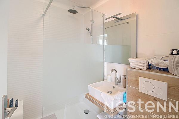 MAISON A VENDRE A LORGUES de 106 m2 de plain pied avec piscine sur un terrain clos de 2676m²