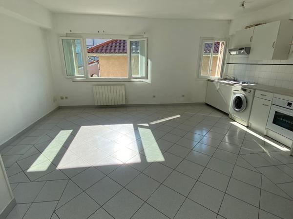 15 Place Claudius Bery, 69320 Feyzin