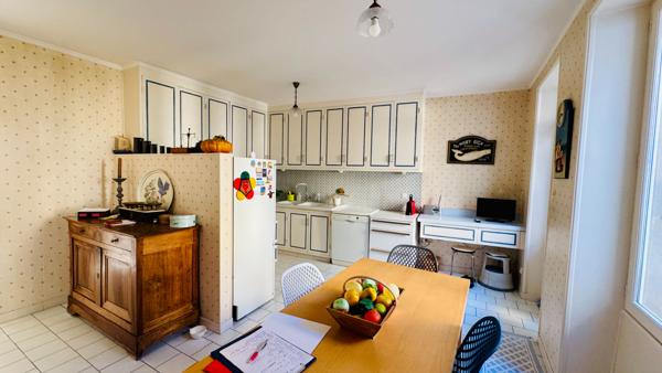 Maison 7 pièces 218 m2