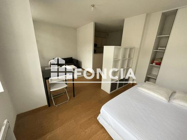 Location Studio meublé 29.35 m² - 36 RUE GABRIEL JAULIN - LE GRAND CHAI APPART 101 Cognac 16100