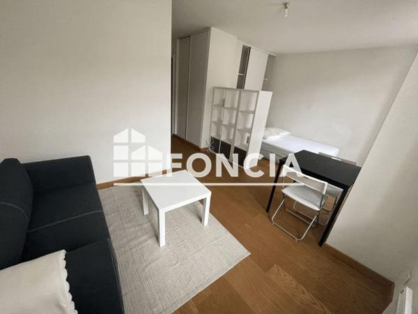 Location Studio meublé 29.35 m² - 36 RUE GABRIEL JAULIN - LE GRAND CHAI APPART 101 Cognac 16100