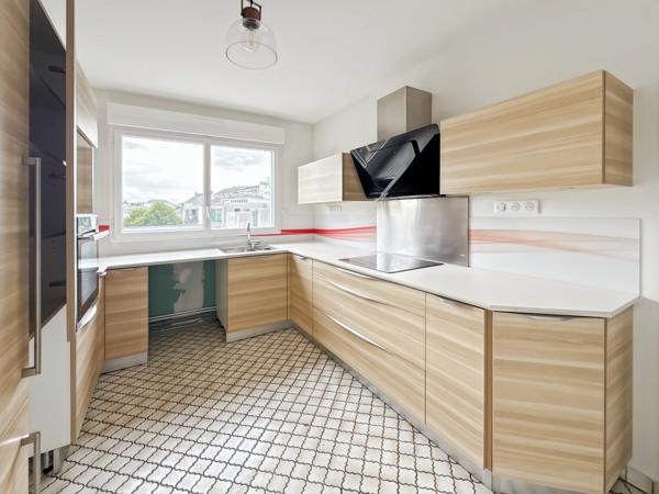 Dept de la Vienne (86) Appartement de standing à vendre 4 pièces CHATELLERAULT (86)