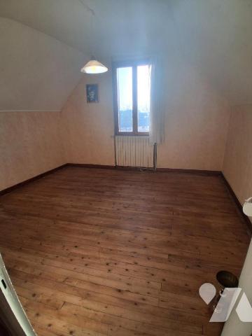 Saint quentin - 2 ch - garage et jardin