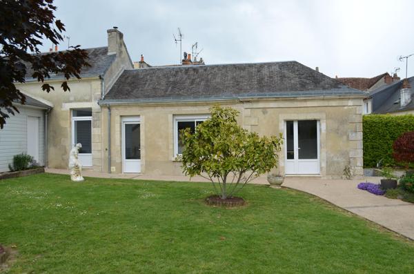 Maison de Maître rénovée de 220M² et annexe de 40M² en centre ville de Mamers
