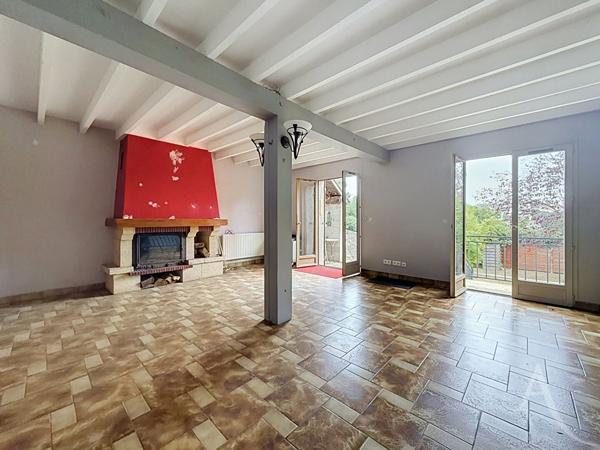 Maison Ecquevilly 4 pièce(s) 83 m2 - Hyper centre - 3 chambres - Jardin et cave