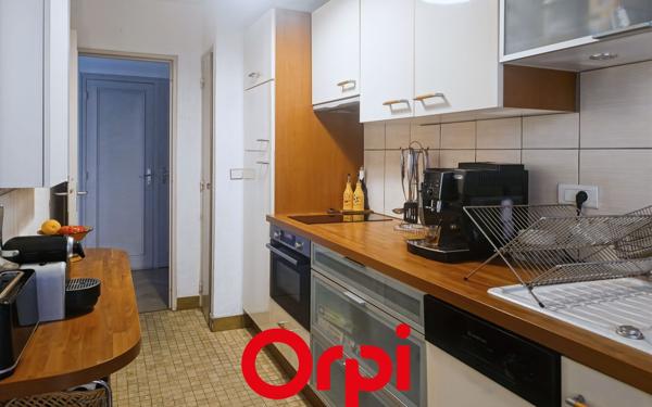 Appartement à vendre    2 pièces • 52 m2 Bandol