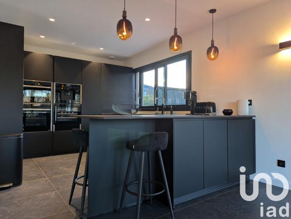 Maison à vendre 5 pièces 187 m² Saint-Sixt