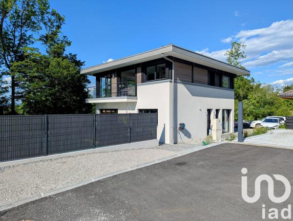 Maison à vendre 5 pièces 187 m² Saint-Sixt