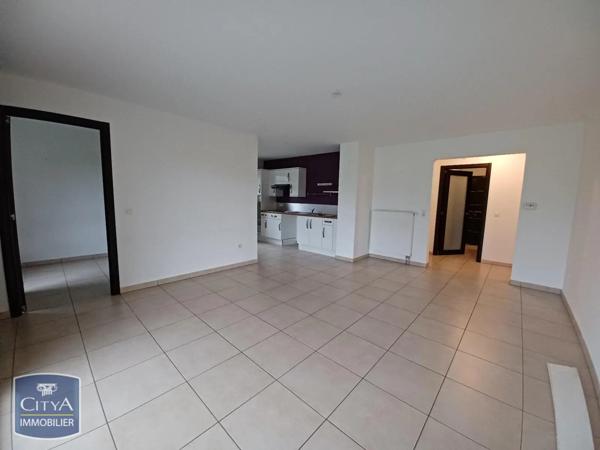 Appartement à louer 4 pièces 82.13m²