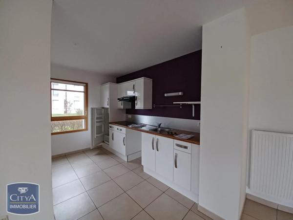 Appartement à louer 4 pièces 82.13m²