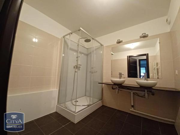 Appartement à louer 4 pièces 82.13m²