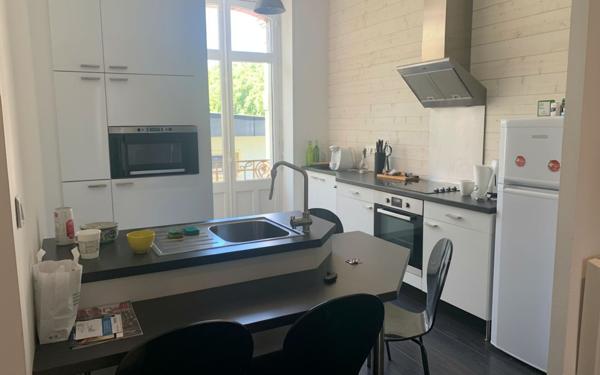 Appartement à vendre    2 pièces • 66 m2 Dax