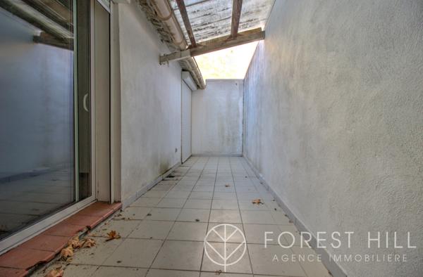 Céret (66400) Appartement style loft centre ville