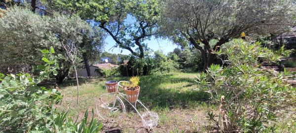 Belle propriété de 167 m² dans un écrin de verdure ou règne le calme et la sérénité