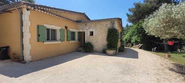 Belle propriété de 167 m² dans un écrin de verdure ou règne le calme et la sérénité