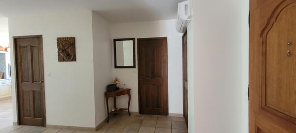 Belle propriété de 167 m² dans un écrin de verdure ou règne le calme et la sérénité