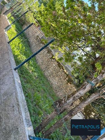 Maison dans un vilage calme