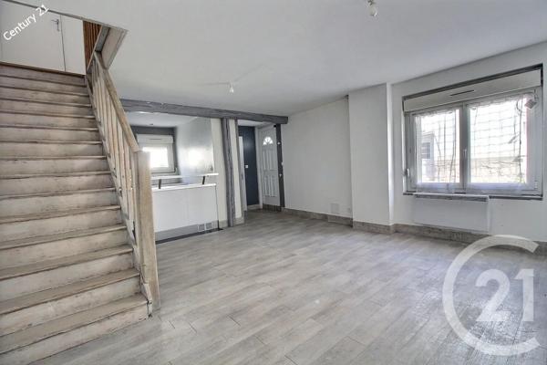 Maison à vendre  3 pièces - 46,50 m 2   CHATEAU THIERRY  - 02