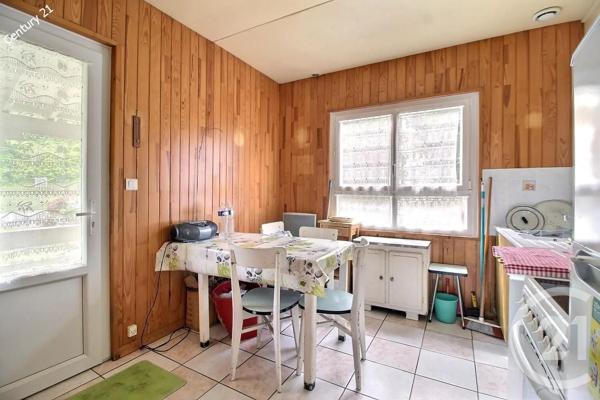Maison à vendre  3 pièces - 46,50 m 2   CHATEAU THIERRY  - 02