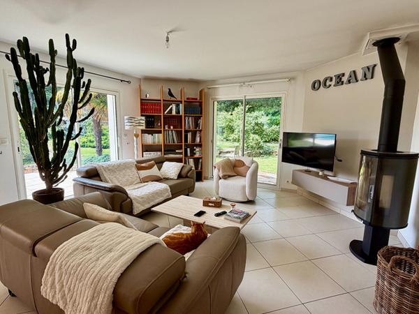 Maison Saint Nazaire 8 pièce(s) 149 m2