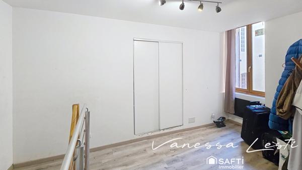 A SAISIR! MAISON DE VILLAGE A FORT POTENTIEL