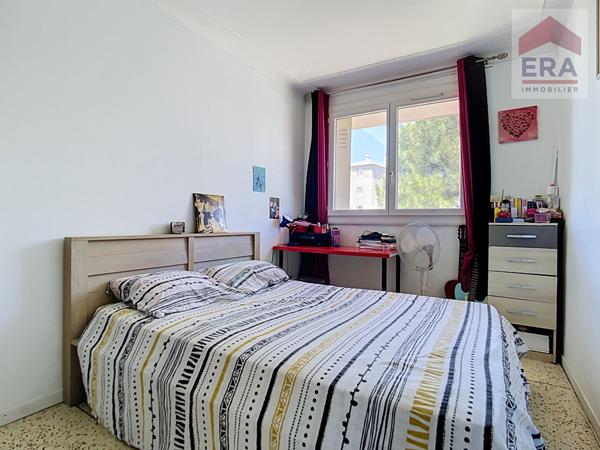 MARSEILLE 8/9EME - APPARTEMENT T3/4 - DERNIER ETAGE - QUARTIER MAZARGUES/LANCIER