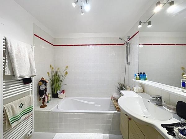 Duplex 4P atypique au coeur du quartier Ibarron à St Pée sur Nivelle