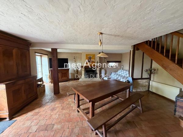Maison à Fresnay-sur-Sarthe, 72130 - 3 pièces 106m²