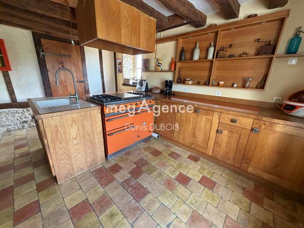 Maison à Fresnay-sur-Sarthe, 72130 - 3 pièces 106m²