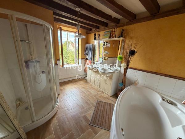 Maison à Fresnay-sur-Sarthe, 72130 - 3 pièces 106m²
