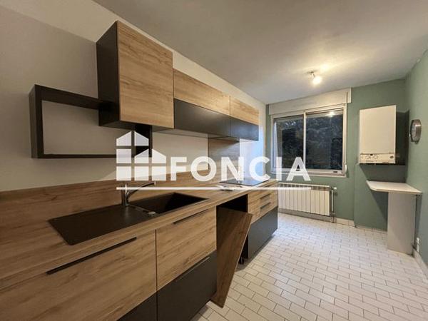 Location Studio 42.7 m² - RESIDENCE LES PEPINIERES Villefranche-sur-saone 69400