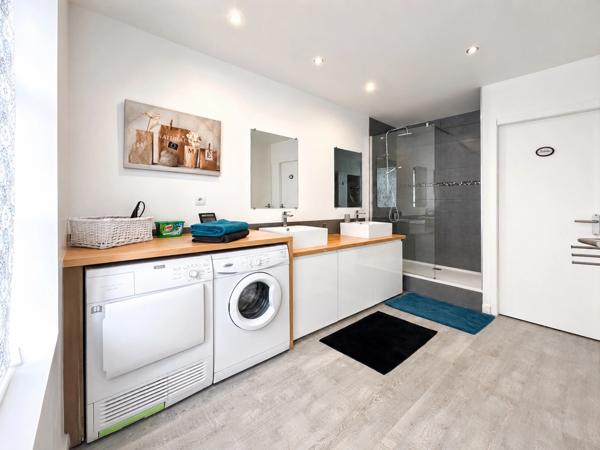 Domaine landais de 408 m² – 3 gîtes, piscine chauffée et 7,2 hectares