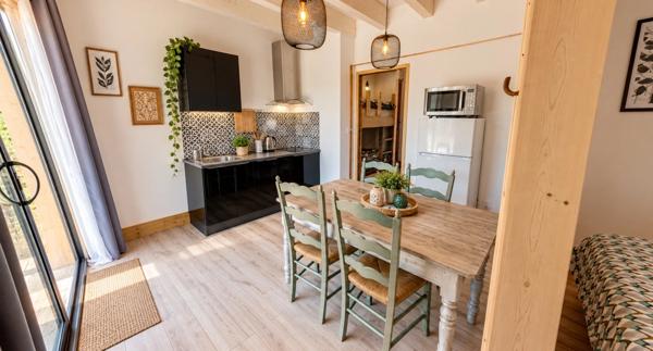 Domaine landais de 408 m² – 3 gîtes, piscine chauffée et 7,2 hectares