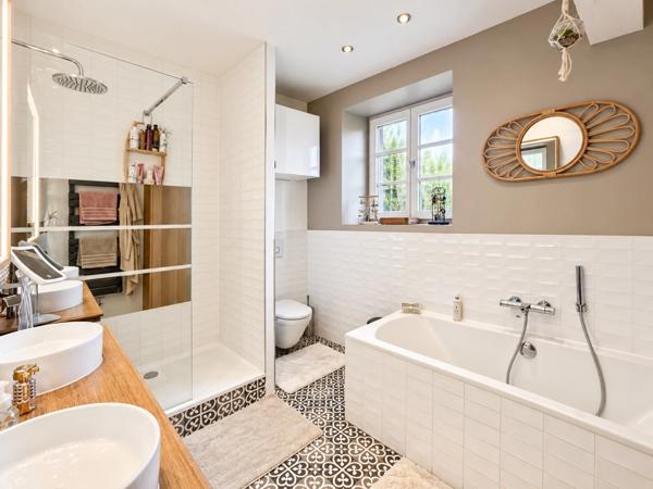 Domaine landais de 408 m² – 3 gîtes, piscine chauffée et 7,2 hectares