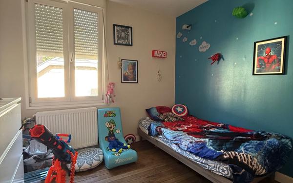 Maison à vendre    7 pièces • 250 m2 Saint-Quentin