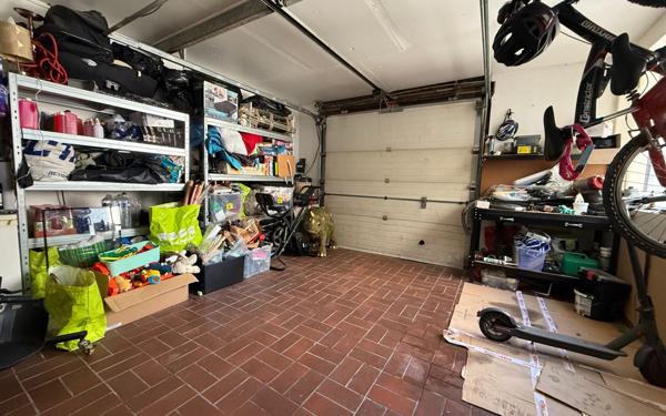 Maison à vendre    7 pièces • 250 m2 Saint-Quentin