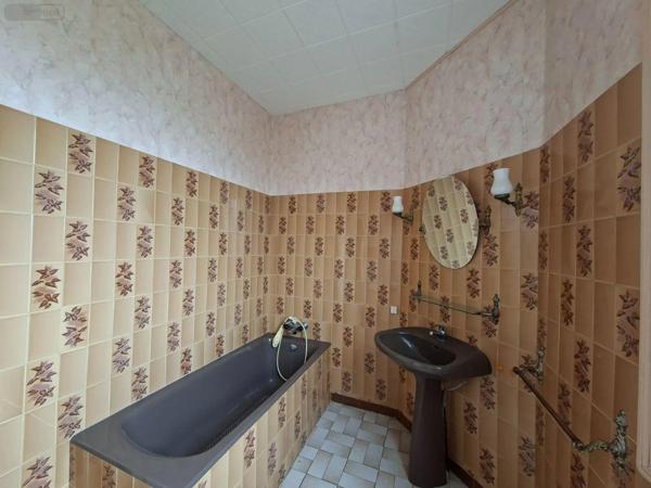 Achat - Maison Saint-Amand-Montrond 18200 56 m 2 688 m 2