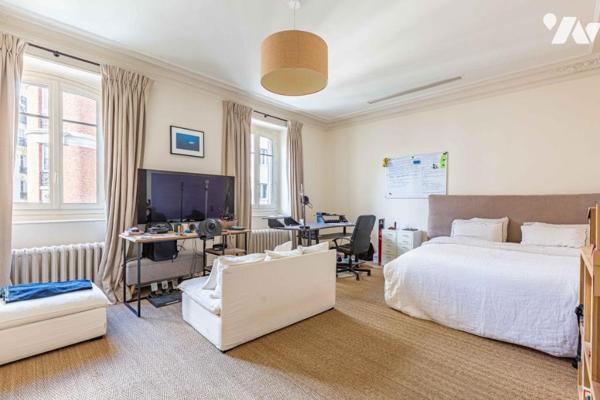 Hôtel Particulier avec jardin PARIS 16ème