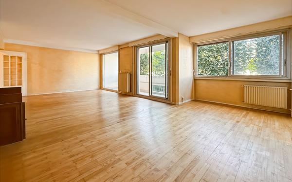 Appartement à vendre    3 pièces •  Lyon 8