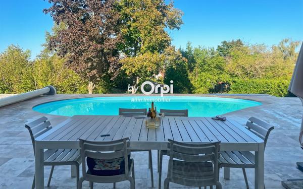 Maison à vendre    5 pièces •  Montluçon