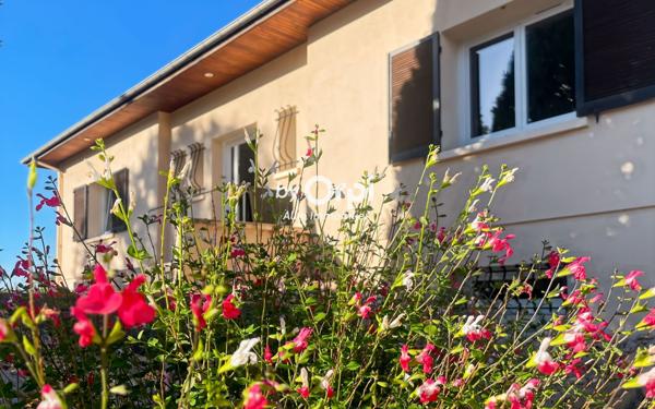 Maison à vendre    5 pièces •  Montluçon