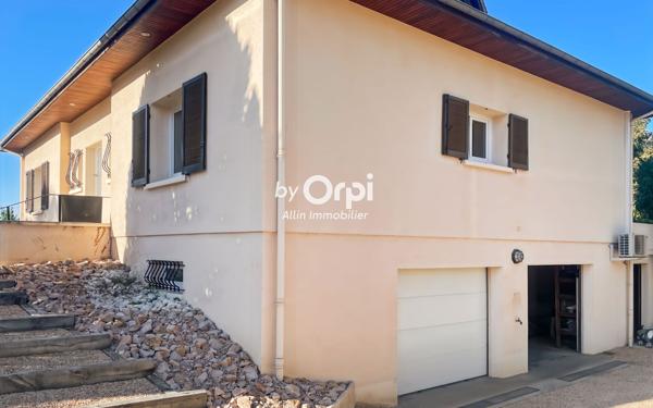 Maison à vendre    5 pièces •  Montluçon