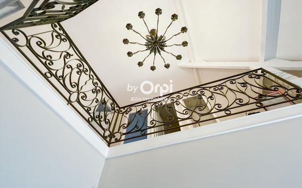 Maison à vendre    5 pièces •  Montluçon